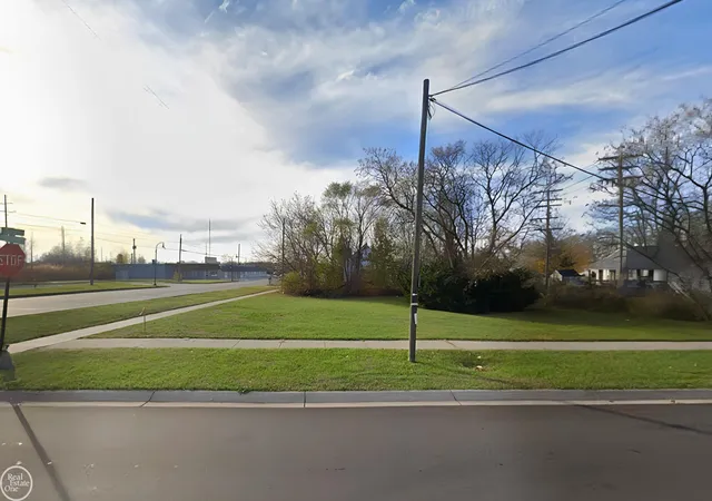 Photo 1 of Land for sale at 2500 Lapeer Rd, Port Huron, MI 48060 | MLS# 58050213972 | Listing updated on 2026-07-07