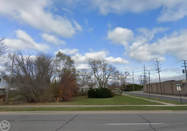 Photo 2 of Land for sale at 2500 Lapeer Rd, Port Huron, MI 48060 | MLS# 58050213972 | Listing updated on 2026-07-07