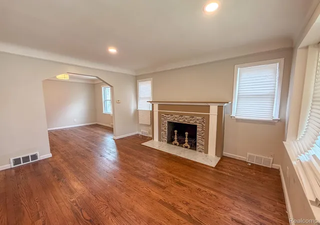 Photo 4 of Single family home for sale at 18946 Beland St, Detroit, MI 48234 | MLS# 20261051647 | Listing updated on 2026-09-18