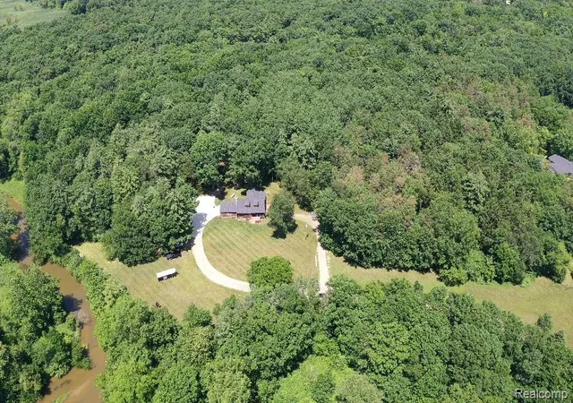 Photo 3 of Single family home for sale at 3656 Stanley Rd, Lapeer, MI 48446 | MLS# 20261051652 | Listing updated on 2026-07-10