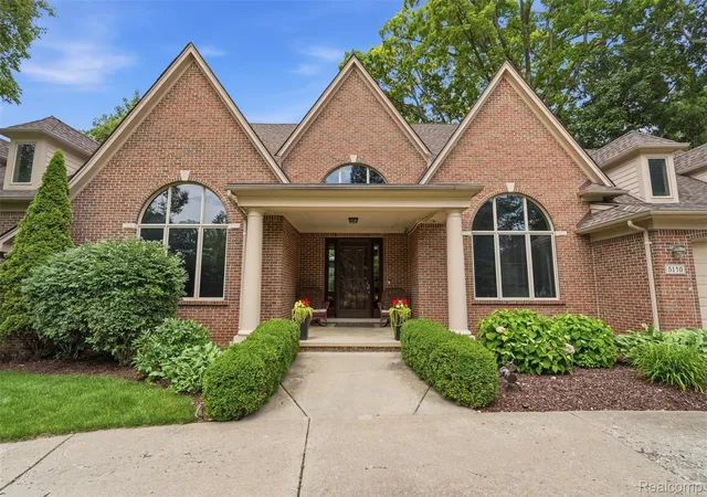 Photo 3 of Single family home for sale at 5110 Kitson Ln, West Bloomfield, MI 48324 | MLS# 20261051663 | Listing updated on 2026-10-06