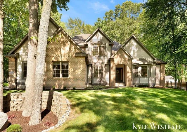 Photo 3 of Single family home for sale at 6334 Red Rock Ct, Norton Shores, MI 49444 | MLS# 65026034215 | Listing updated on 2026-08-25