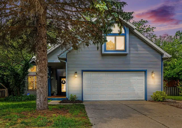 1st image of 2511 Lott Ave, Holt, MI 48842 | MLS# 79080070758