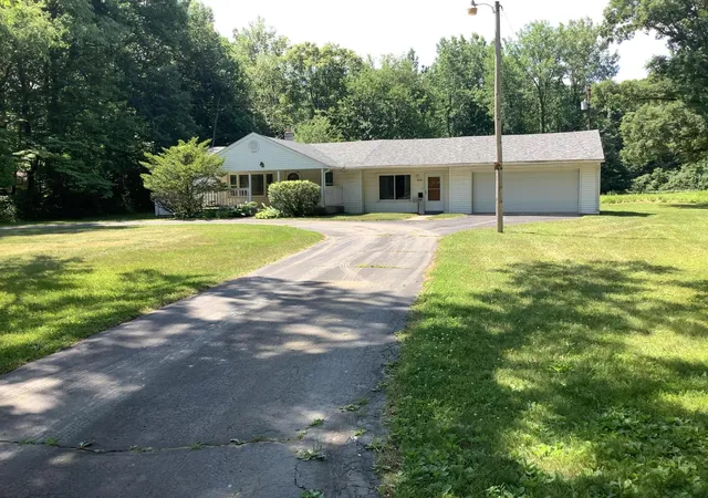 Photo 1 of Single family home for sale at 44481 Dunn Rd, Belleville, MI 48111 | MLS# 81026034230 | Listing updated on 2026-09-01