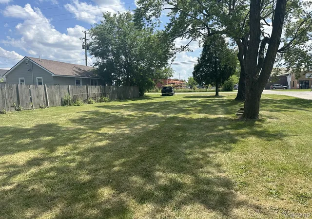 11th image of 3241 Shaw St, Burton, MI 48529 | MLS# 20261051729