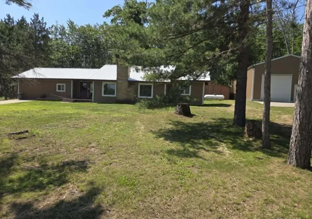 Photo 3 of Single family home for sale at 1799 W Sunset Dr, Roscommon, MI 48653 | MLS# 72026034259 | Listing updated on 2026-09-15