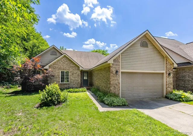 Photo 2 of Single family home for sale at 312 Reid Rd, Highland, MI 48357 | MLS# 20261051757 | Listing updated on 2026-07-25