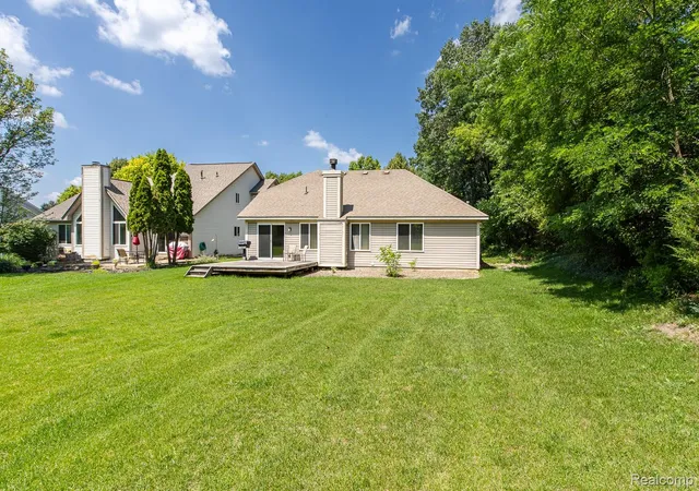 Photo 3 of Single family home for sale at 312 Reid Rd, Highland, MI 48357 | MLS# 20261051757 | Listing updated on 2026-07-25