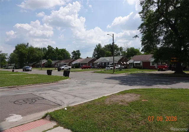 Photo 3 of Multi family home for sale at 18651 & 18653 Kelly Rd, Detroit, MI 48224 | MLS# 20261051759 | Listing updated on 2026-07-17