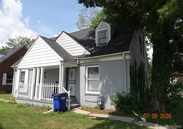 Photo 4 of Multi family home for sale at 18651 & 18653 Kelly Rd, Detroit, MI 48224 | MLS# 20261051759 | Listing updated on 2026-07-17