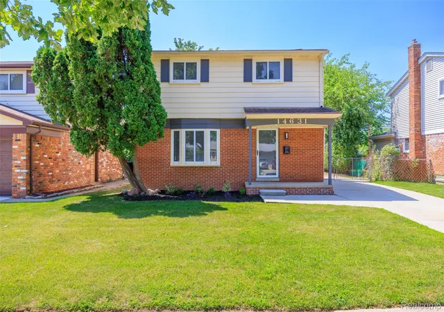 Photo 2 of Single family home for sale at 14631 Labelle St, Oak Park, MI 48237 | MLS# 20261051765 | Listing updated on 2026-08-30