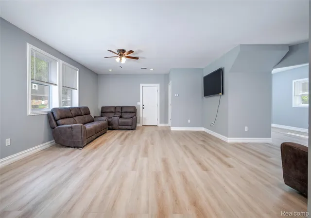 1st image of 206 Joliet Ave, Houghton Lake, MI 48629 | MLS# 20261051789