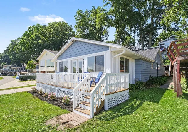 4th image of 6600 Shoreline Ct, Boston Township Ionia, MI 48881 | MLS# 65026034289