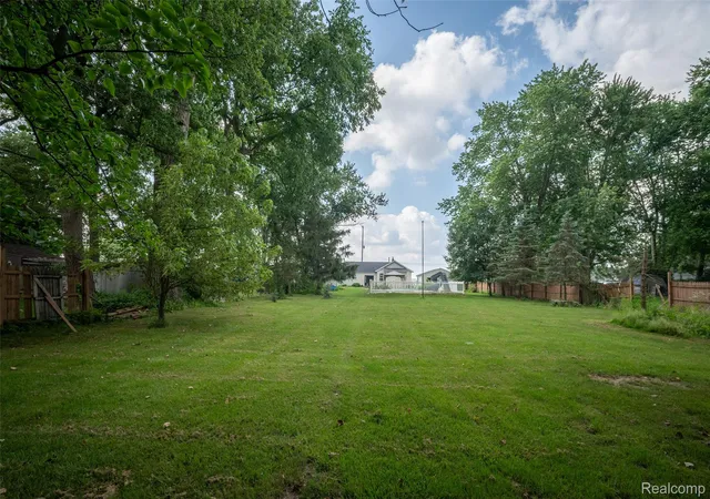 30th image of 354 W Erie Rd, Temperance, MI 48182 | MLS# 20261051794