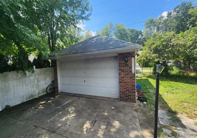 19th image of 8315 Arnold St, Dearborn Heights, MI 48127 | MLS# 20261051810