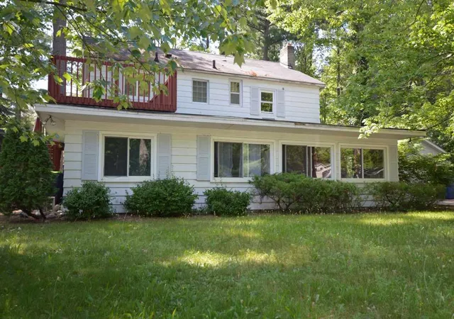 Photo 1 of Multi family home for sale at 316 Huron St, Traverse City, MI 49686 | MLS# 78080070772 | Listing updated on 2026-07-10