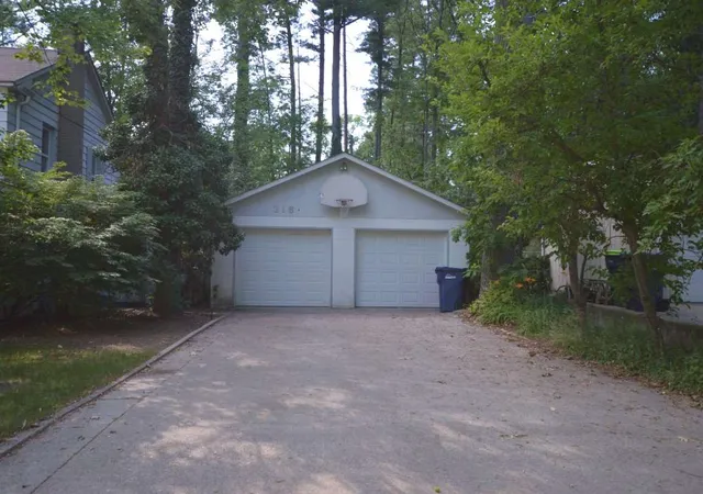 Photo 2 of Multi family home for sale at 316 Huron St, Traverse City, MI 49686 | MLS# 78080070772 | Listing updated on 2026-07-10