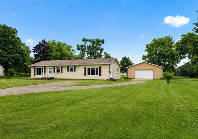 4th image of 7898 E Broomfield Rd, Mount Pleasant, MI 48858 | MLS# 79080070769