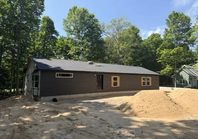 Photo 1 of Single family home for sale at 3067 White Tail Dr, Bellaire, MI 49615 | MLS# 78080070771 | Listing updated on 2026-07-10