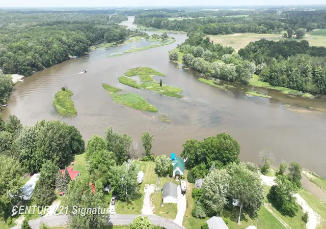 Photo 3 of Land for sale at 5848 N Lake Dr, Sanford, MI 48657 | MLS# 61050214031 | Listing updated on 2026-08-20