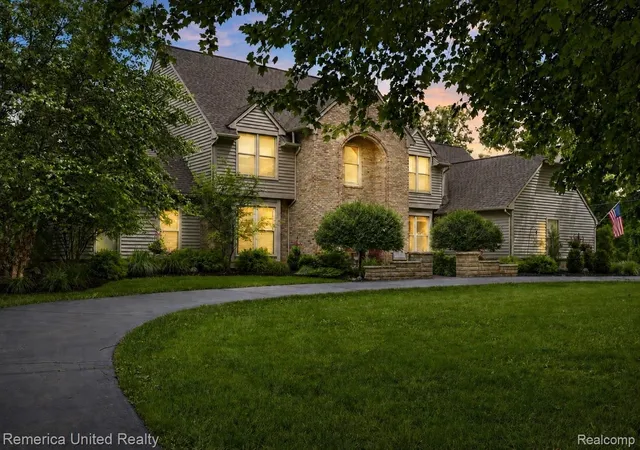 2nd image of 12825 Larkins Rd, Brighton, MI 48114 | MLS# 20261051852