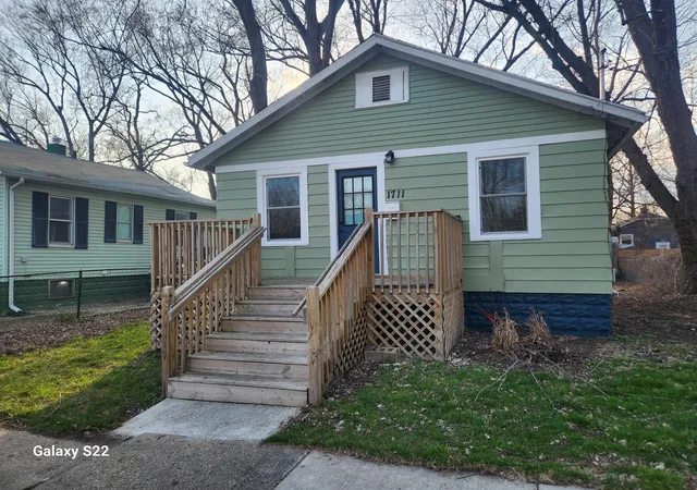 1st image of 1711 Union St, Kalamazoo, MI 49007 | MLS# 66026034318