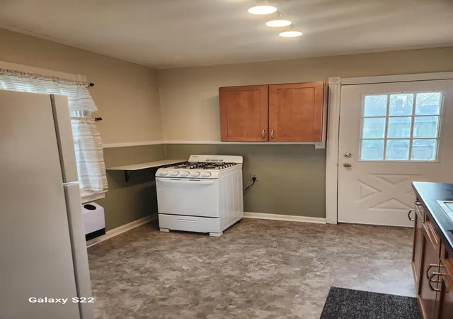 3rd image of 1711 Union St, Kalamazoo, MI 49007 | MLS# 66026034318