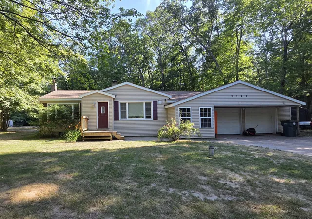Photo 1 of Single family home for sale at 6141 Bell Rd, Whitehall, MI 49461 | MLS# 72026034319 | Listing updated on 2026-08-24