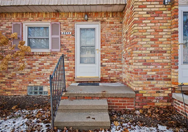 Photo 1 of Condo for sale at 2579 Kingstowne Dr, Commerce Township, MI 48390 | MLS# 20261051890 | Listing updated on 2026-07-11
