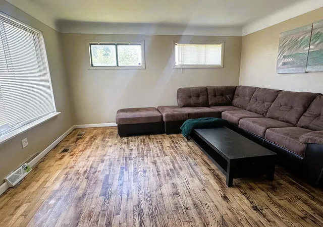 Photo 2 of Single family home for sale at 1535 Kearsley Park Blvd, Flint, MI 48506 | MLS# 5050214042 | Listing updated on 2026-07-08