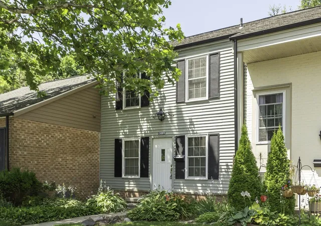 Photo 2 of Condo for sale at 3351 Burbank Dr, Ann Arbor, MI 48105 | MLS# 81026034332 | Listing updated on 2026-07-20
