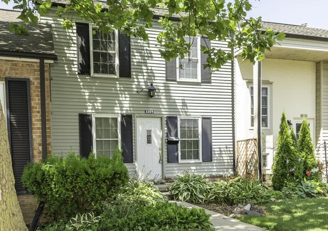 Photo 3 of Condo for sale at 3351 Burbank Dr, Ann Arbor, MI 48105 | MLS# 81026034332 | Listing updated on 2026-07-20