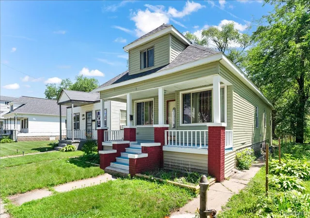 2nd image of 17196 Shields St, Hamtramck, MI 48212 | MLS# 20261051898