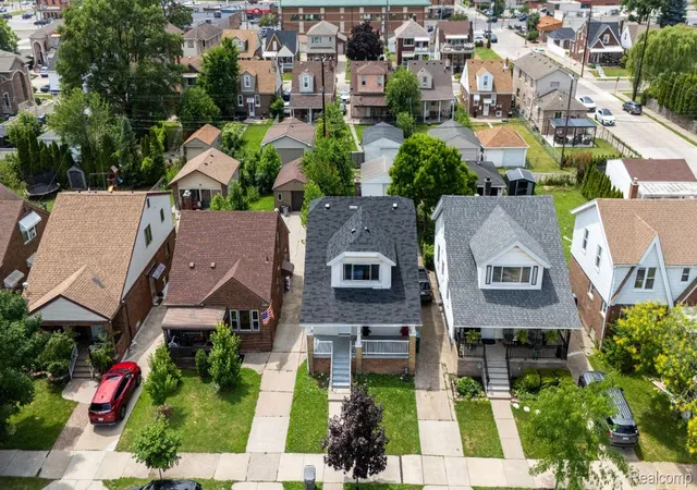 Photo 3 of Single family home for sale at 5725 Bingham St, Dearborn, MI 48126 | MLS# 20261051908 | Listing updated on 2026-09-30