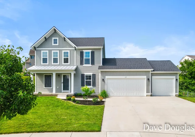 Photo 1 of Single family home for sale at 237 Young Ct, Rockford, MI 49341 | MLS# 65026034338 | Listing updated on 2026-09-14