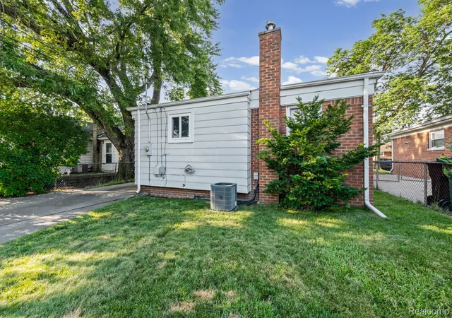 23rd image of 13024 Orange St, Southgate, MI 48195 | MLS# 20261051913