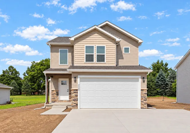 Photo 1 of Single family home for sale at 2823 Gady Pines Dr, Adrian, MI 49221 | MLS# 81026034341 | Listing updated on 2026-10-29