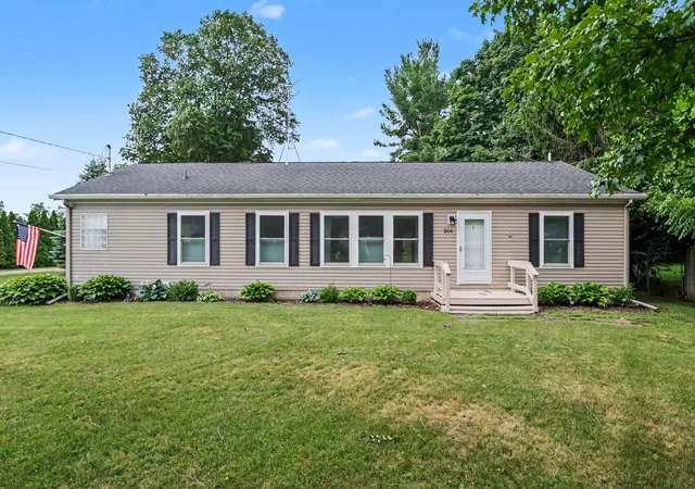 Single family home for sale at 204 E Holcomb St, Athens, MI 49011 | MLS# 66026034342