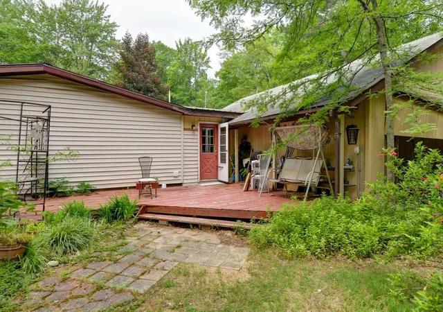 Photo 3 of Single family home for sale at 11572 NE Centralia Ave, Kalkaska, MI 49646 | MLS# 79080070783 | Listing updated on 2026-08-26