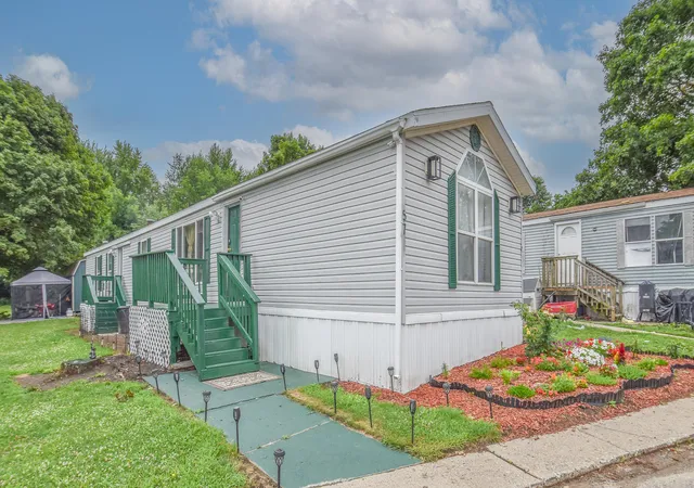 Photo 2 of Single family home for sale at 2856 W Carleton Rd #Lot 57, Hillsdale, MI 49242 | MLS# 62026034370 | Listing updated on 2026-09-09