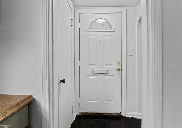 Photo 3 of Single family home for sale at 17583 Huntington Rd, Detroit, MI 48219 | MLS# 58050214056 | Listing updated on 2026-09-16