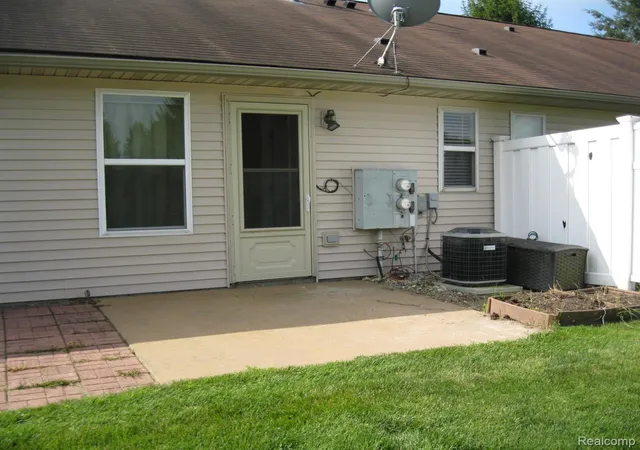Photo 2 of Condo for sale at 138 Countryside Ln, Highland, MI 48357 | MLS# 20261051958 | Listing updated on 2026-07-20