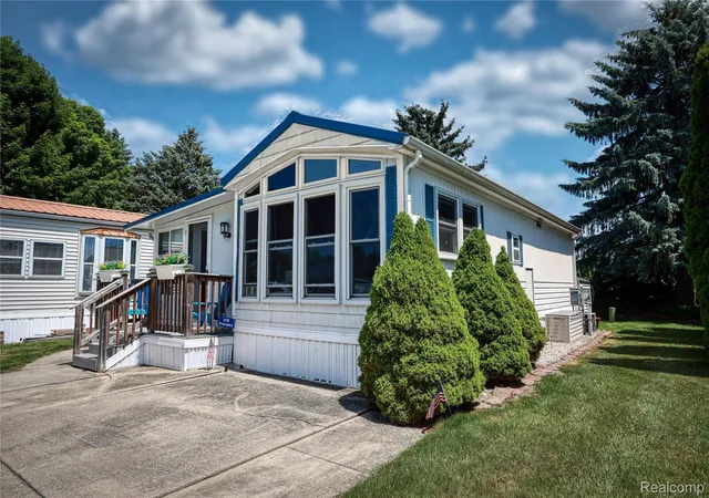 1st image of 5211 Ben Franklin Dr, Croswell, MI 48422 | MLS# 20261051966