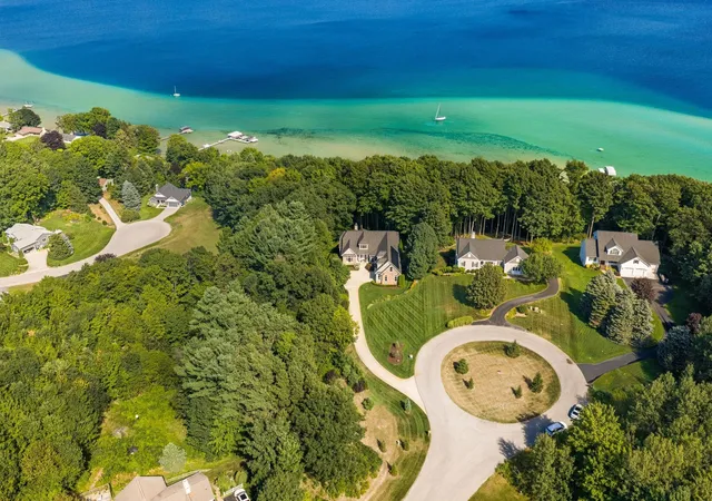 2nd image of 3981 Smokey Ridge Rd, Traverse City, MI 49686 | MLS# 78080070791