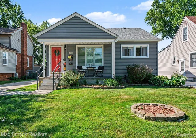 Photo 1 of Sale Pending at 1022 Whitcomb Ave, Royal Oak, MI 48073 | MLS# 20261051991 | Listing updated on 2026-07-09