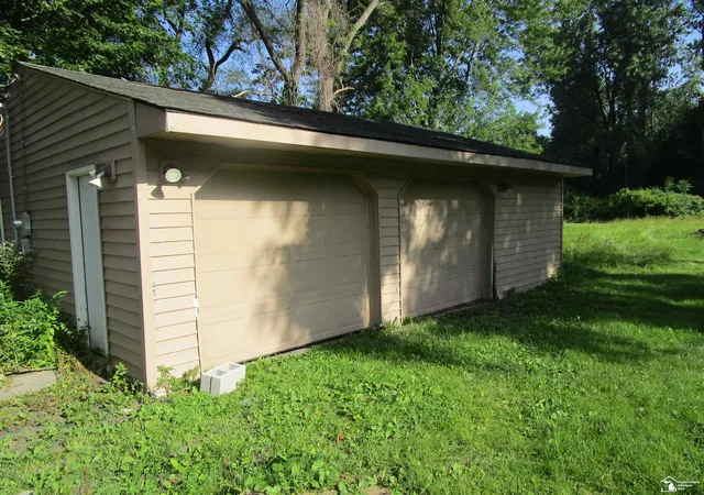 Photo 3 of Single family home for sale at 3450 Swartz Rd, La Salle, MI 48145 | MLS# 57050214078 | Listing updated on 2026-09-10