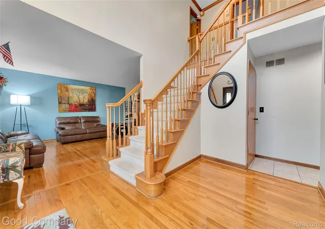 Photo 4 of Single family home for sale at 14973 River View Ct, Sterling Heights, MI 48313 | MLS# 20261052024 | Listing updated on 2026-10-05