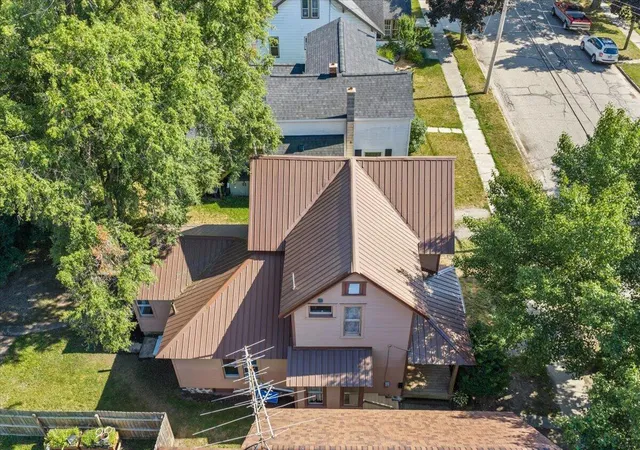 Listing Photo 5 - Condo for sale in building located at 50 S Union St NW, Sparta, MI 49345