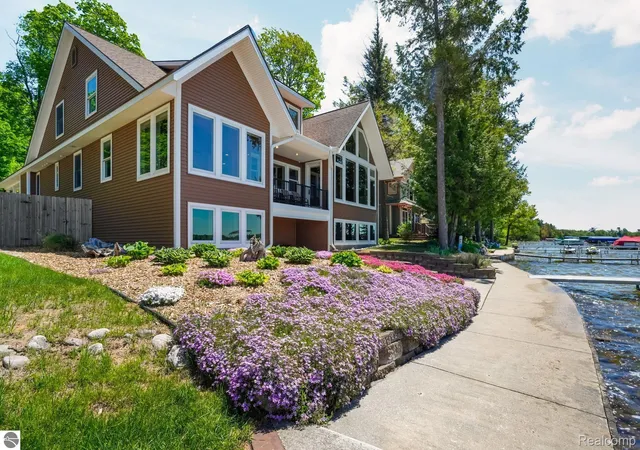 1st image of 4805 E Shore Dr Ne, Kalkaska, MI 49646 | MLS# 20261052055