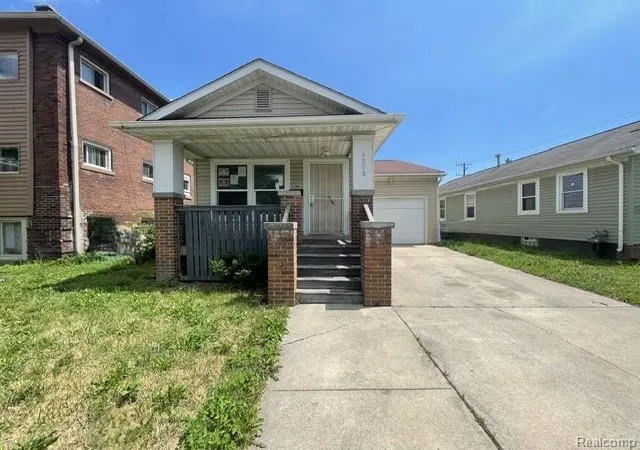 Photo 2 of Single family home for sale at 4808 Dickerson St, Detroit, MI 48215 | MLS# 20261052054 | Listing updated on 2026-09-04